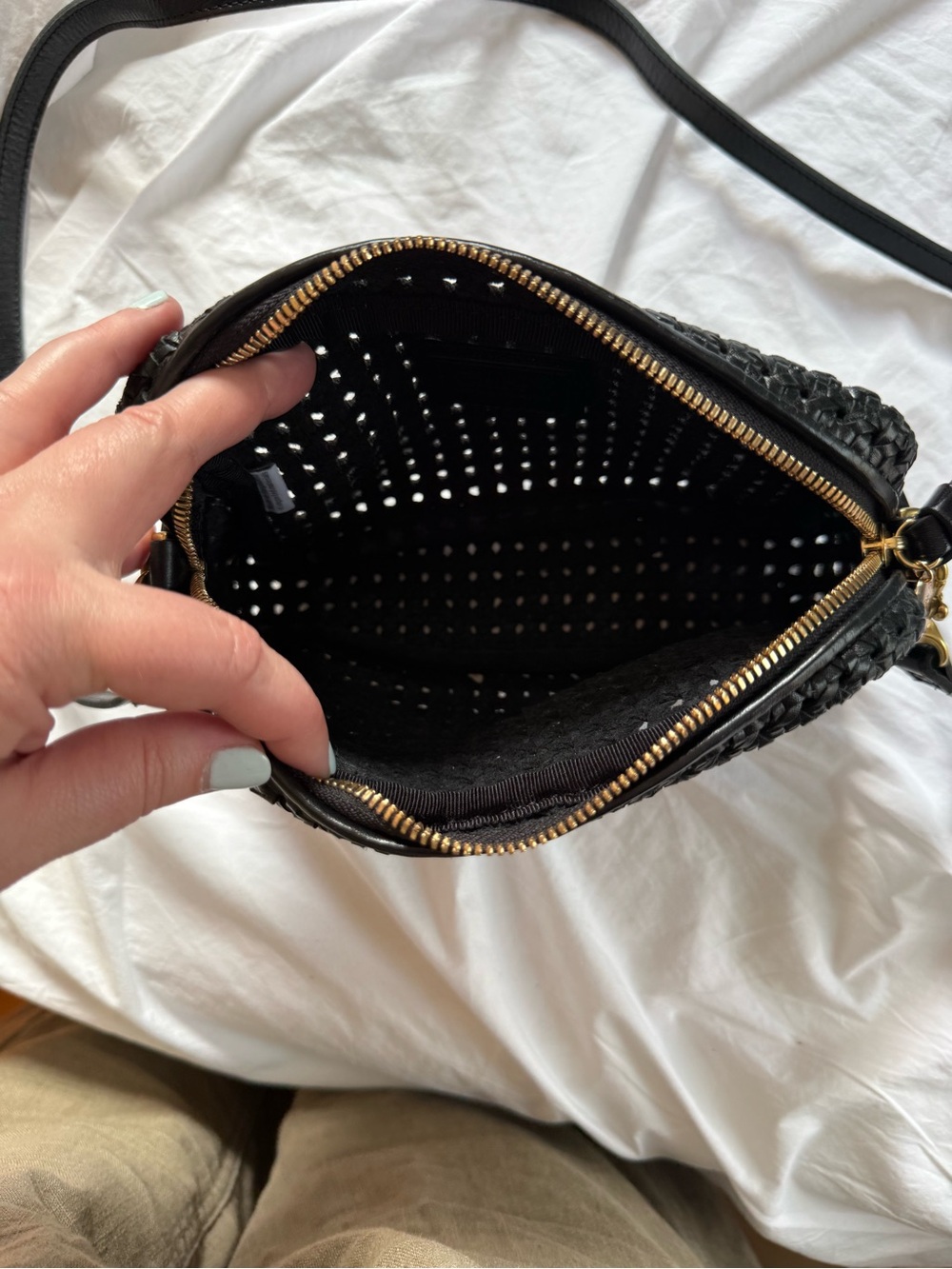Black Woven Crossbody Bag - Clare V - Picture 8 of 8